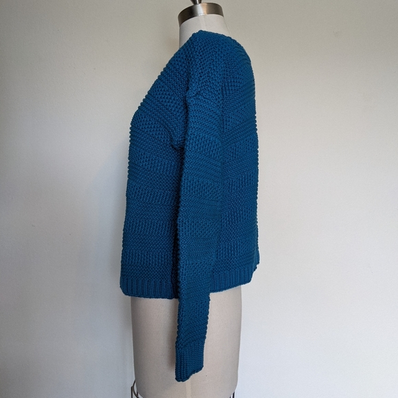 Blue Sweater - Picture 2 of 5